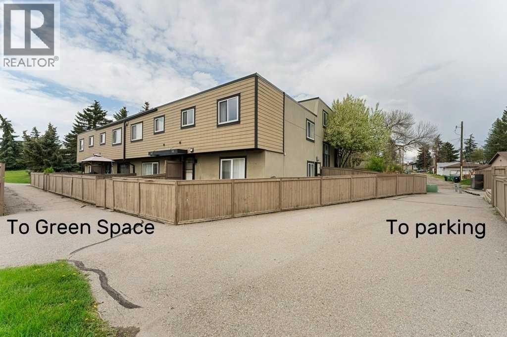 141, 3809 45 Street Sw Property Photo 1