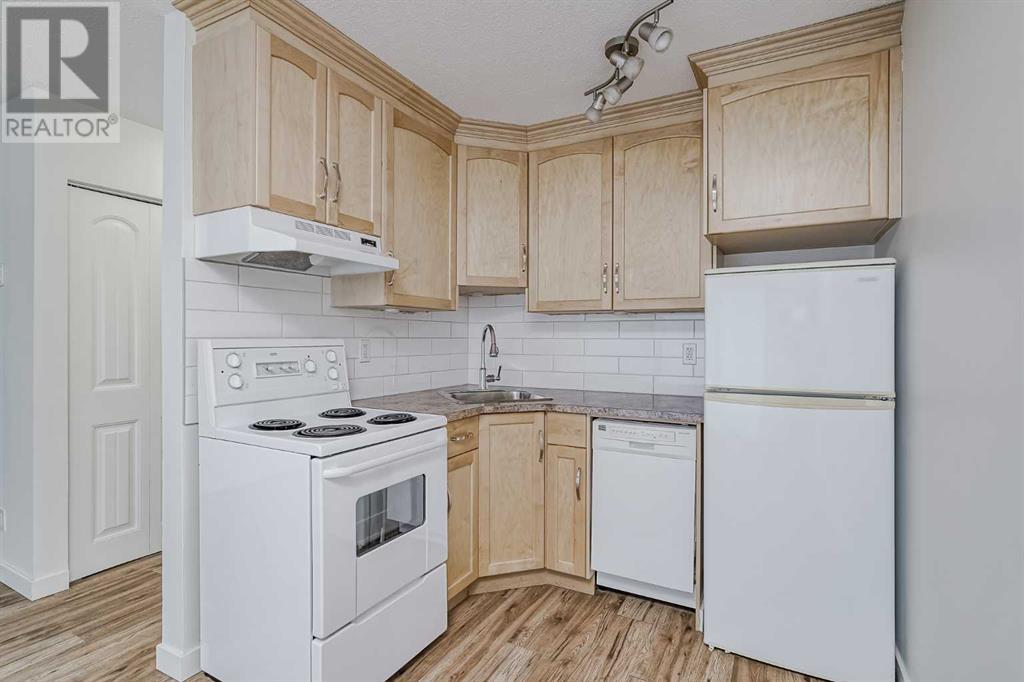 1, 4328 75 Street Nw Property Photo 1
