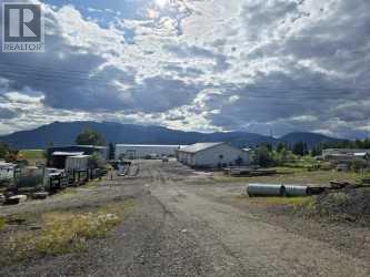 10309 97 Street Property Photo 4