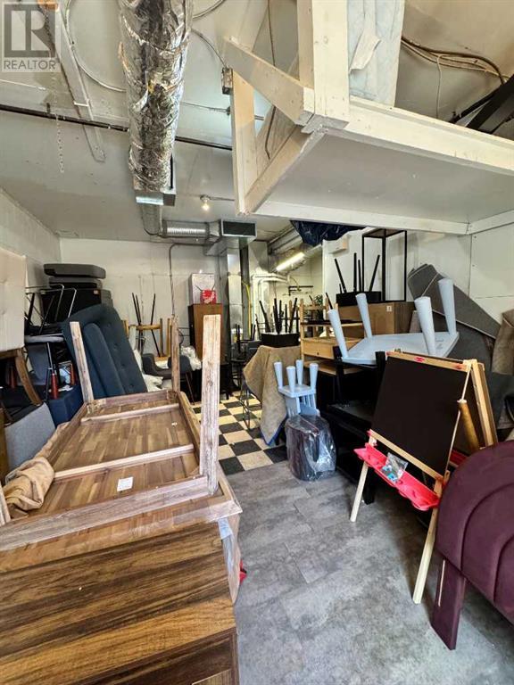 1418 17 Street S Property Photo 5