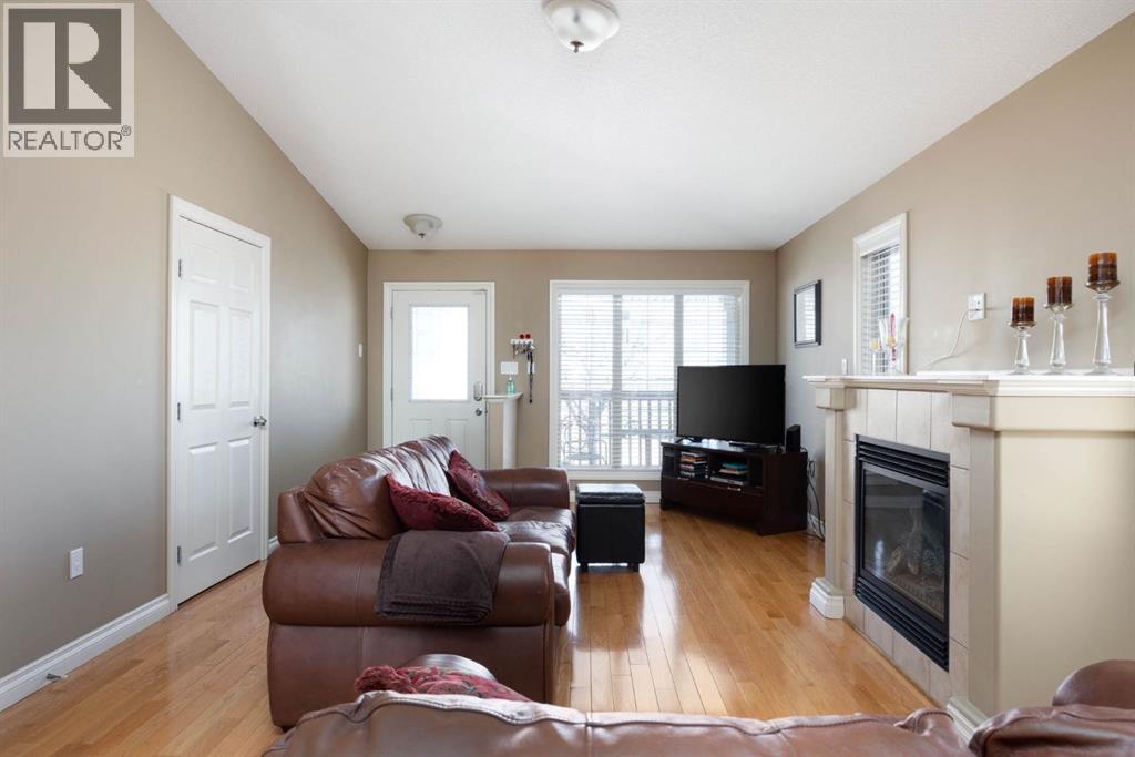 549 Walnut Crescent Property Photo 10