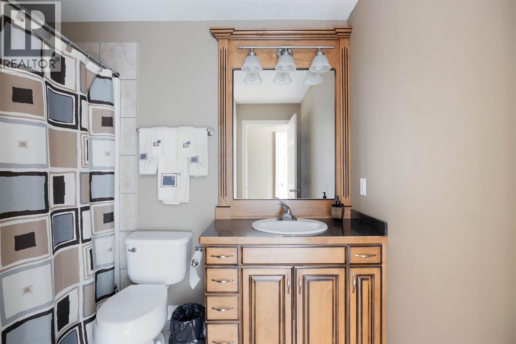 549 Walnut Crescent Property Photo 12