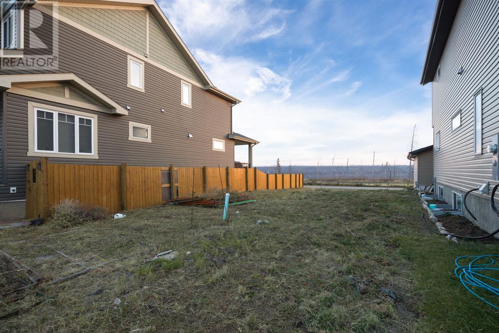 652 Athabasca Avenue Property Photo 1