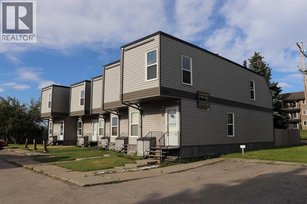5437 10 Avenue Property Photo 2