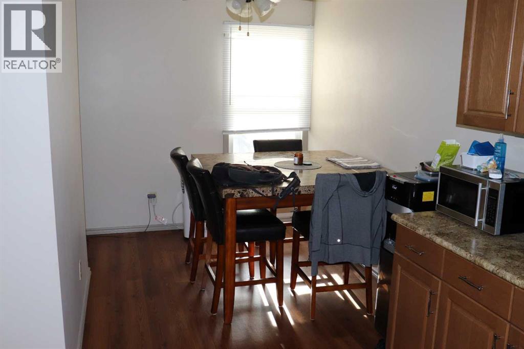 5437 10 Avenue Property Photo 4
