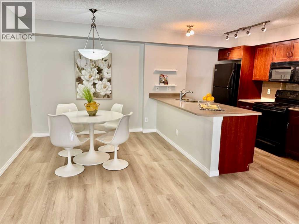 214 Mckenzie Towne Lane Property Photo 1