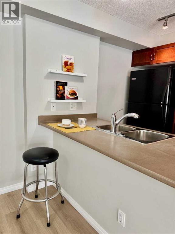 214 Mckenzie Towne Lane Property Photo 5