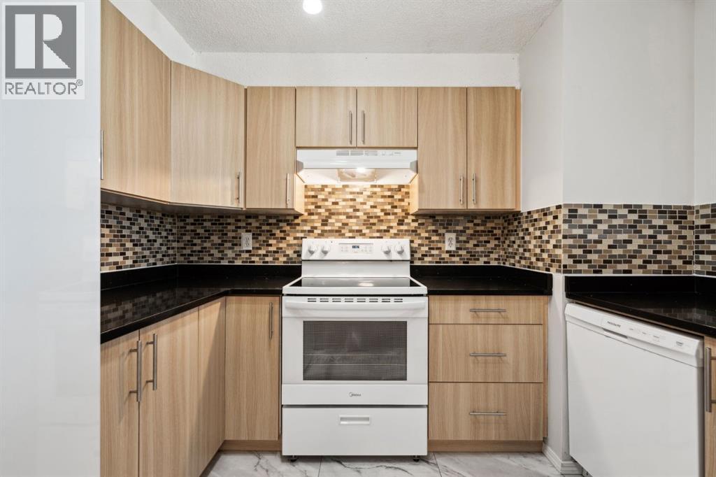 1717 60 Street Property Photo 12