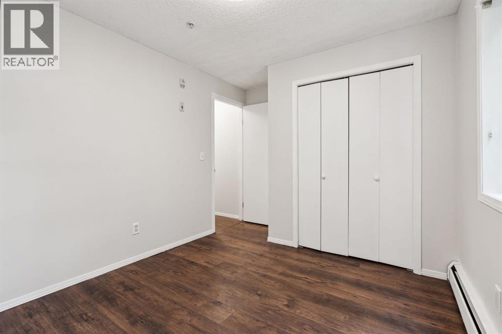 1717 60 Street Property Photo 17