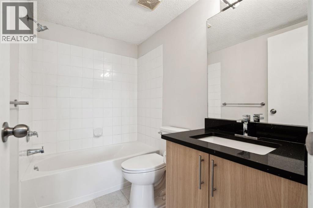 1717 60 Street Property Photo 22