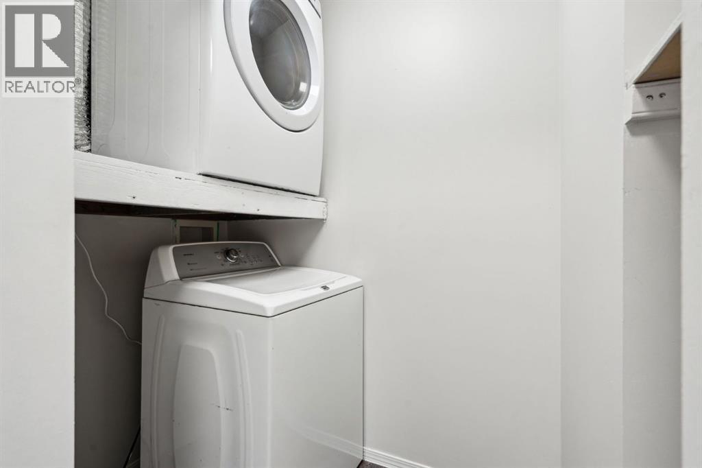 1717 60 Street Property Photo 23