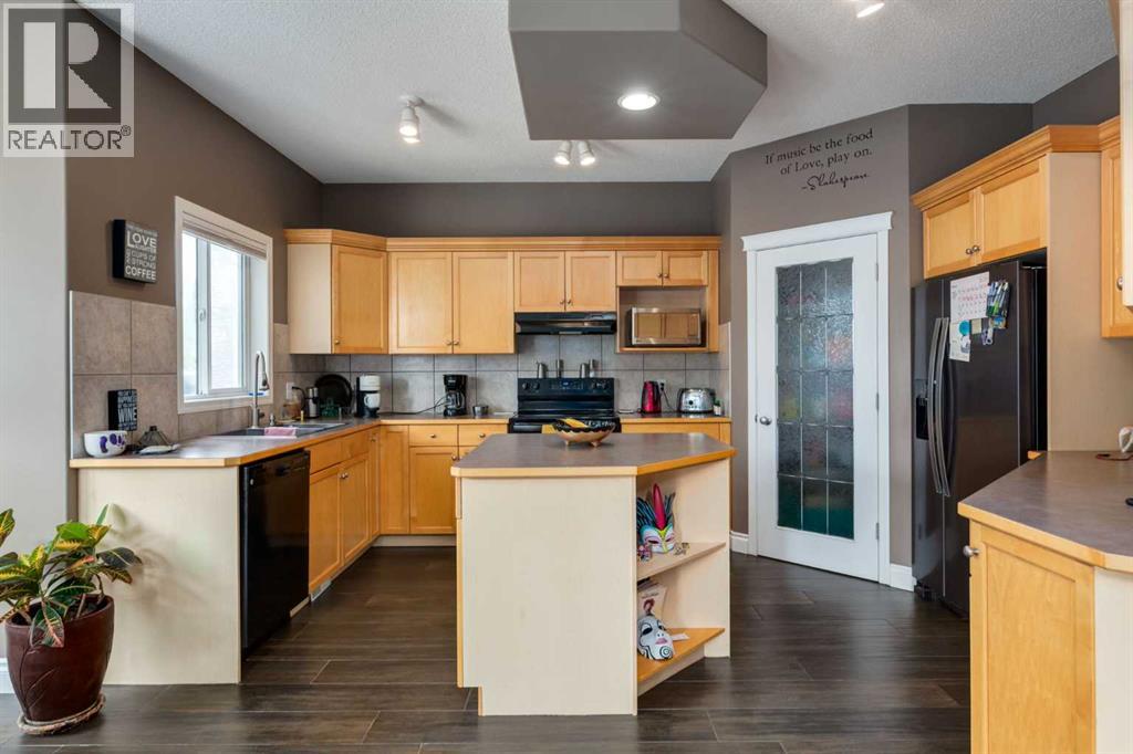 169 Tuscany Ridge Park Property Photo 13