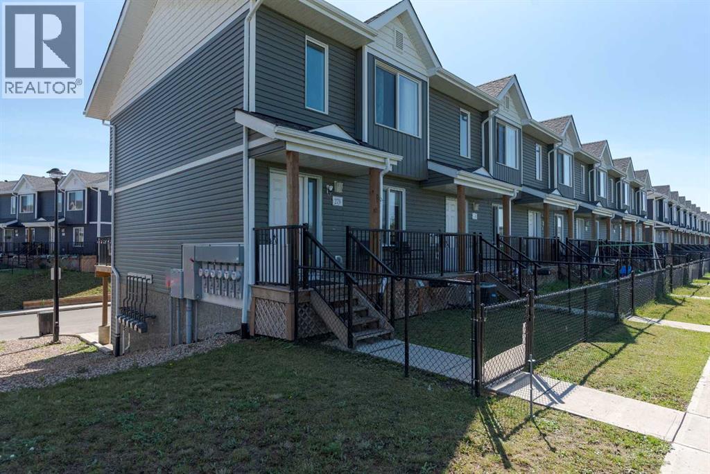 279, 401 Athabasca Avenue Property Photo 1