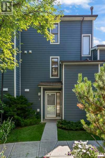 2, 206 Grier Terrace NE Property Photo 1