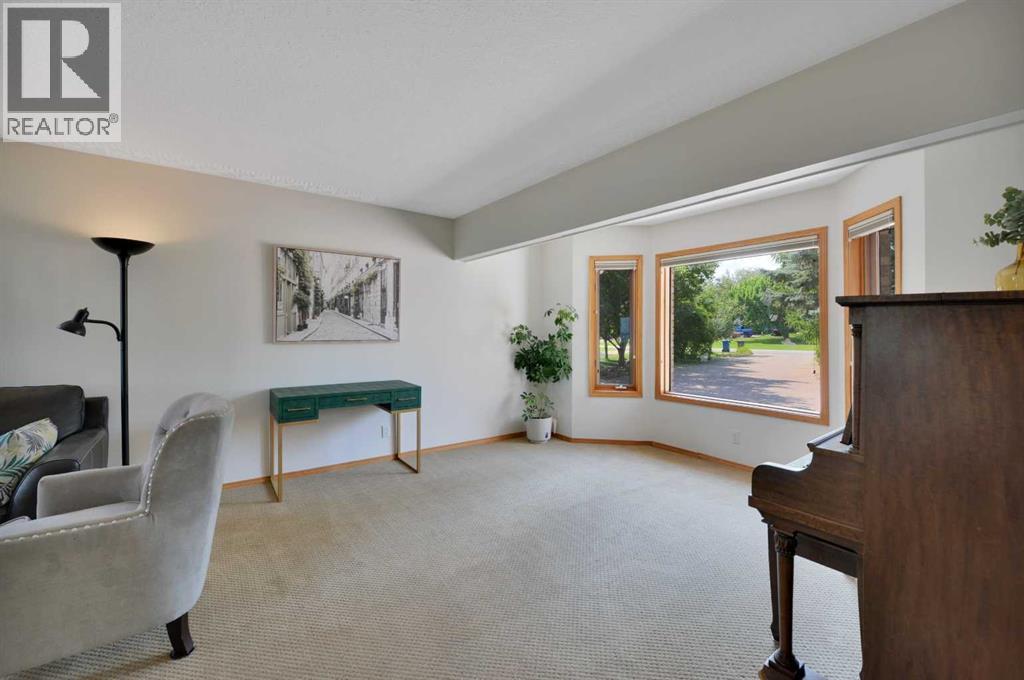 9 Rustic Road Property Photo 6