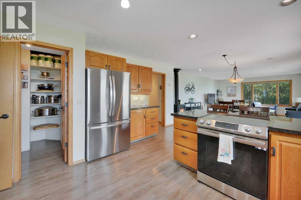 9 Rustic Road Property Photo 11
