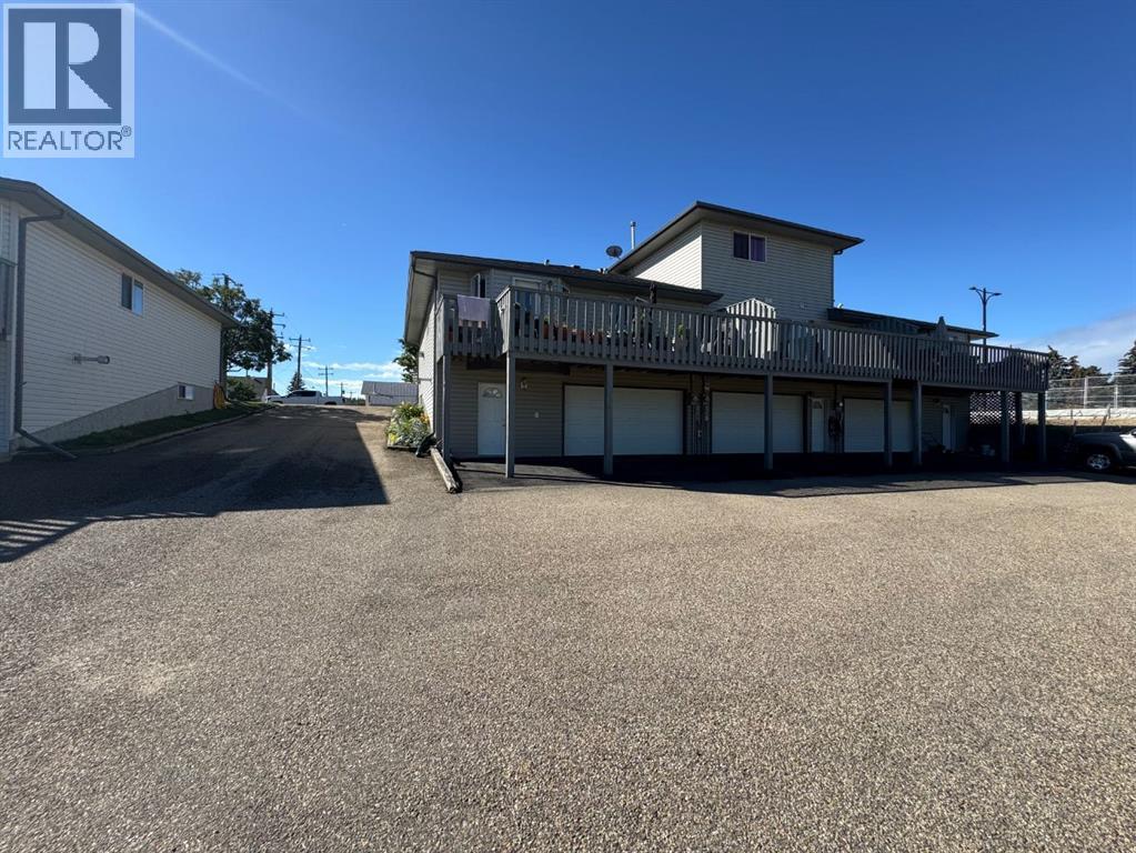 4920 53 Avenue Property Photo 16