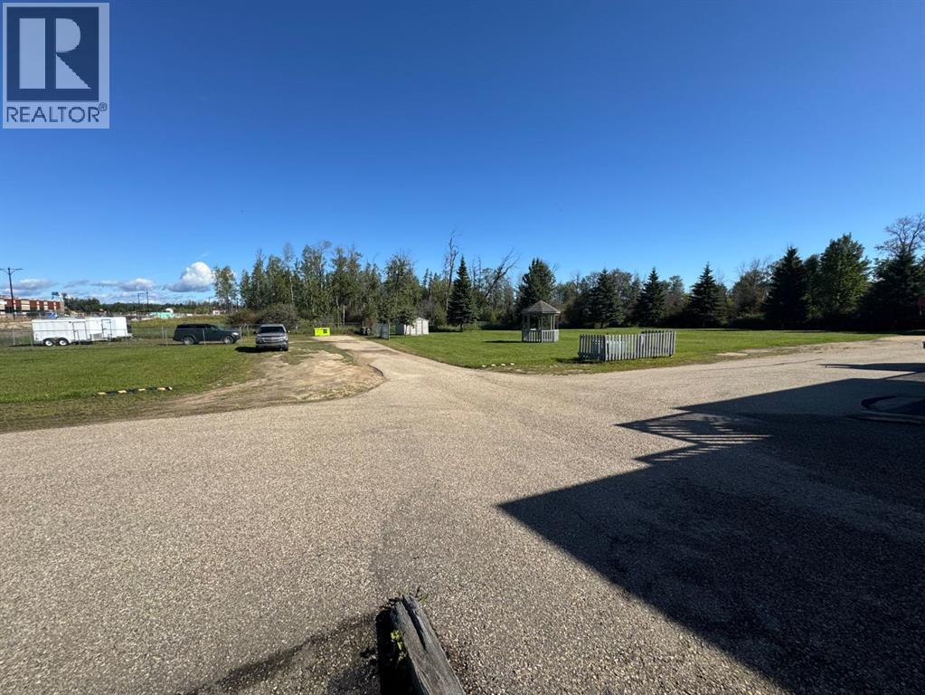 4920 53 Avenue Property Photo 20