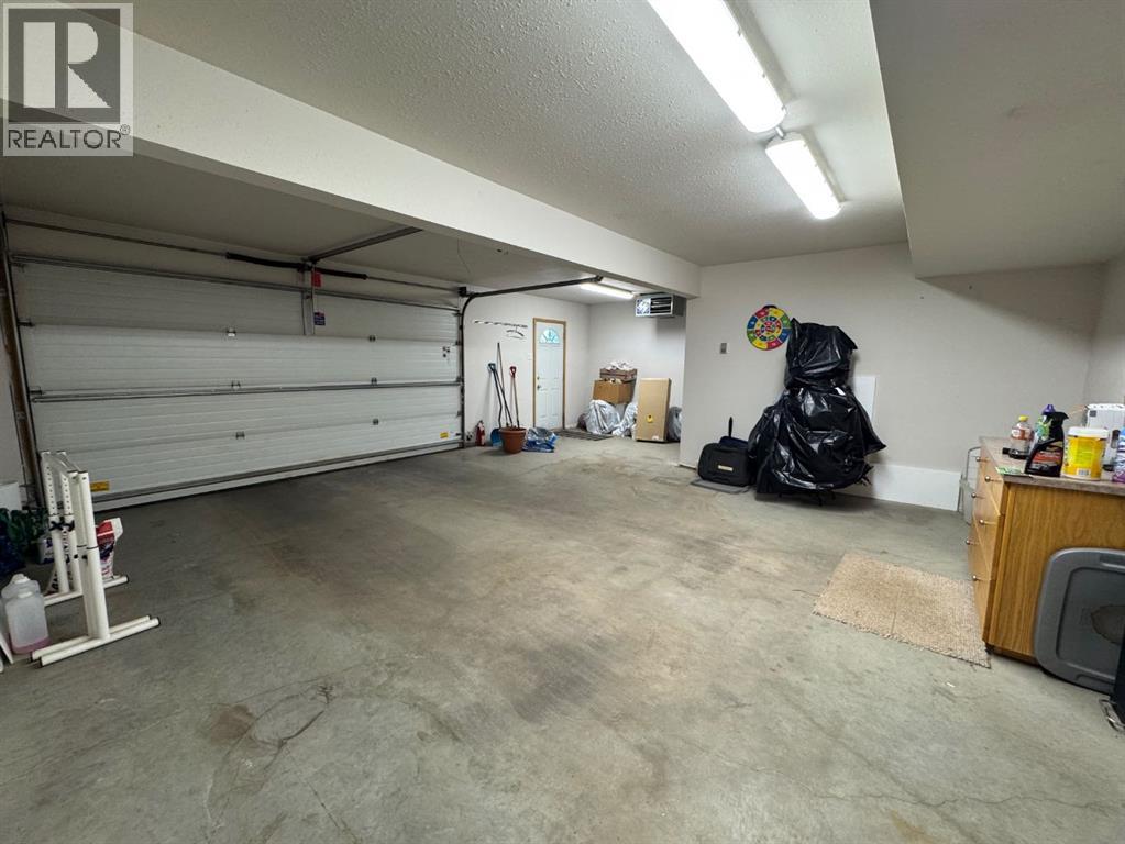 4920 53 Avenue Property Photo 22