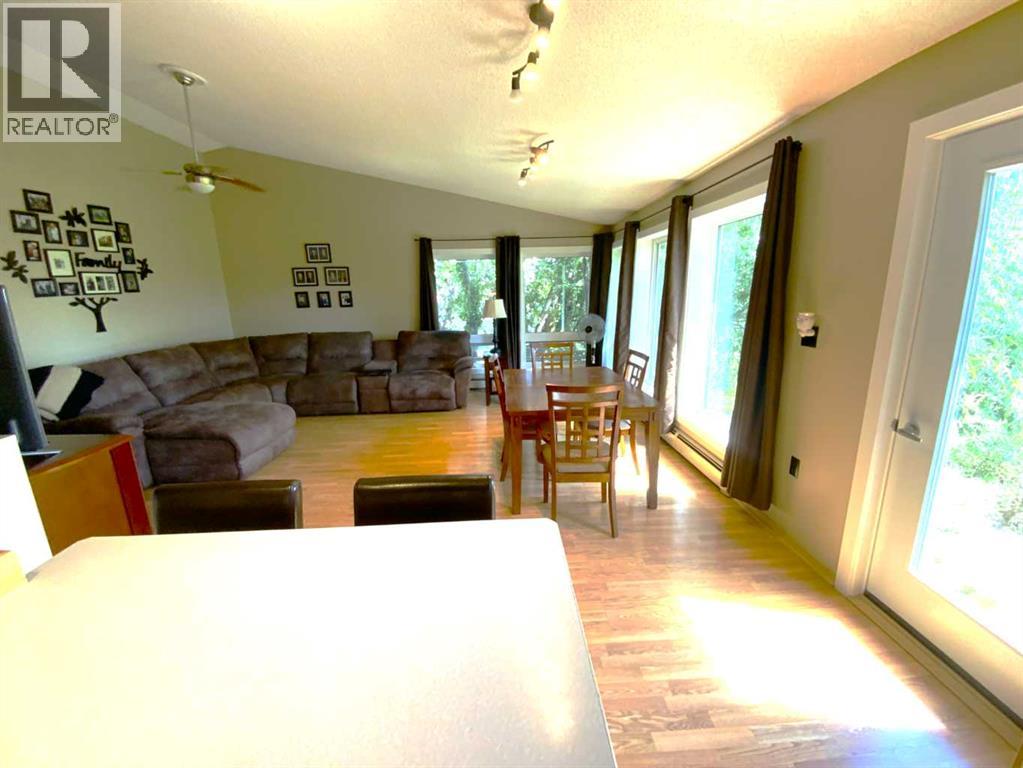 231052 330 Township Property Photo 10