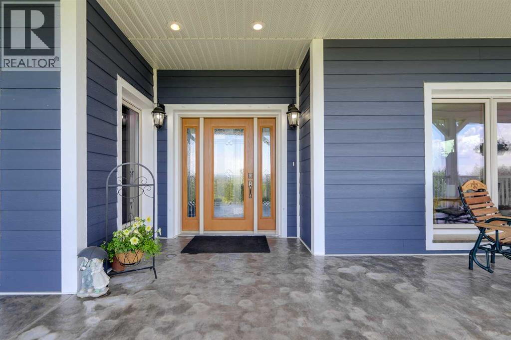 38139 Range Road 265 Property Photo 5