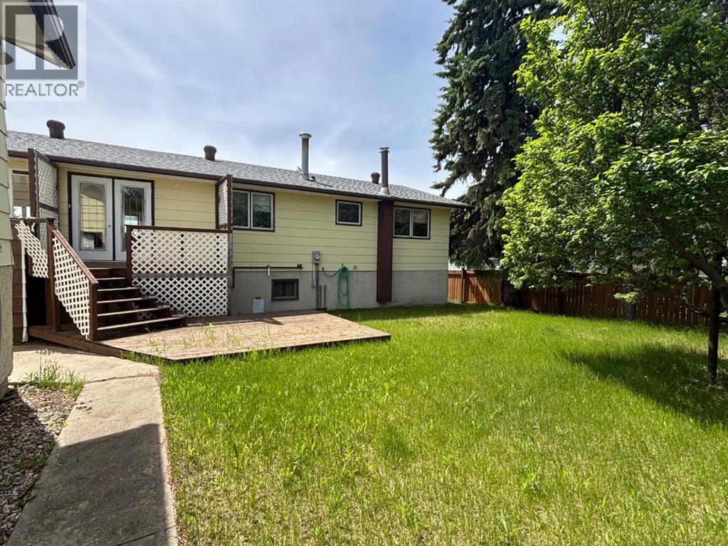 4716 55 Avenue Property Photo 23