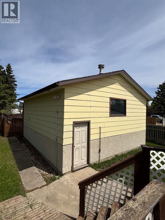 4716 55 Avenue Property Photo 24