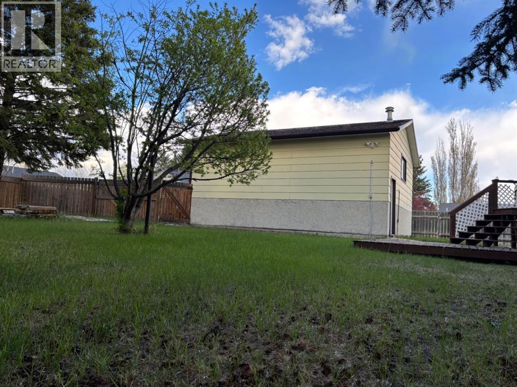 4716 55 Avenue Property Photo 25