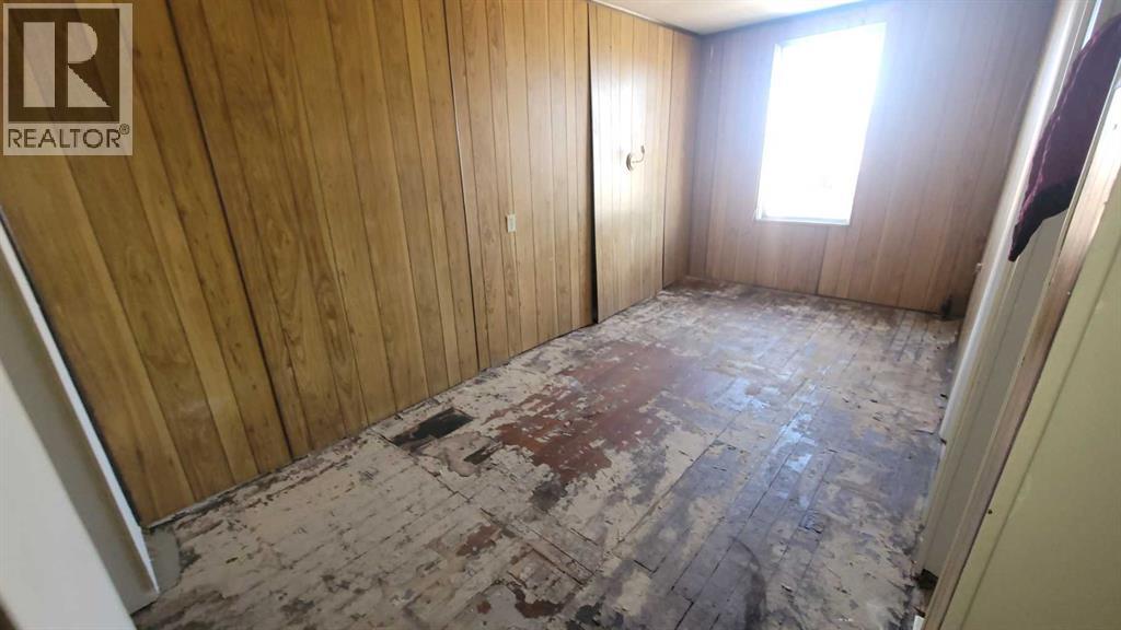 4918 50 Avenue Property Photo 43
