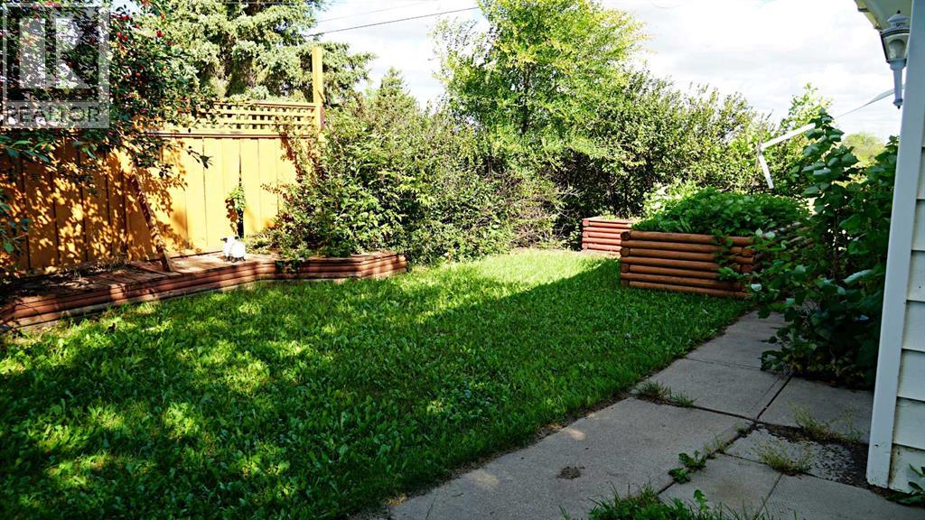 5308 52nd Avenue Property Photo 4