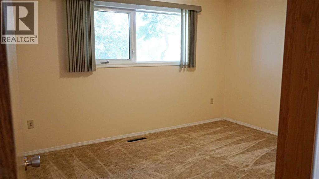 5308 52nd Avenue Property Photo 13