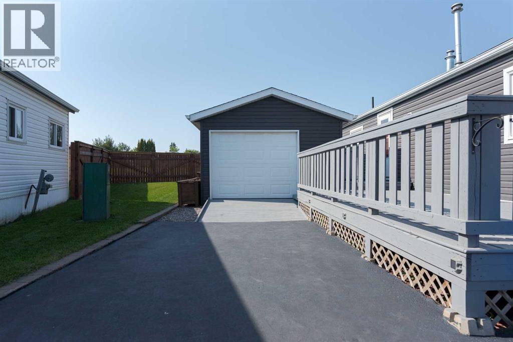 132 Grey Owl Place Property Photo 5