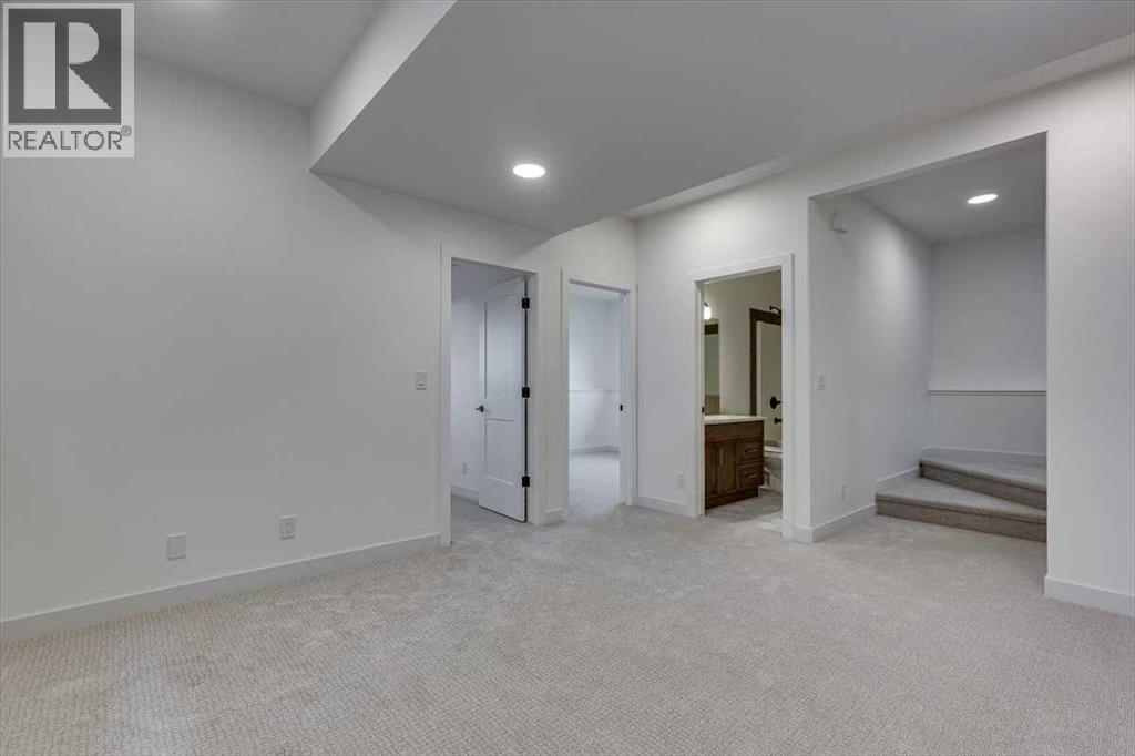 56 Emmett Crescent Property Photo 32