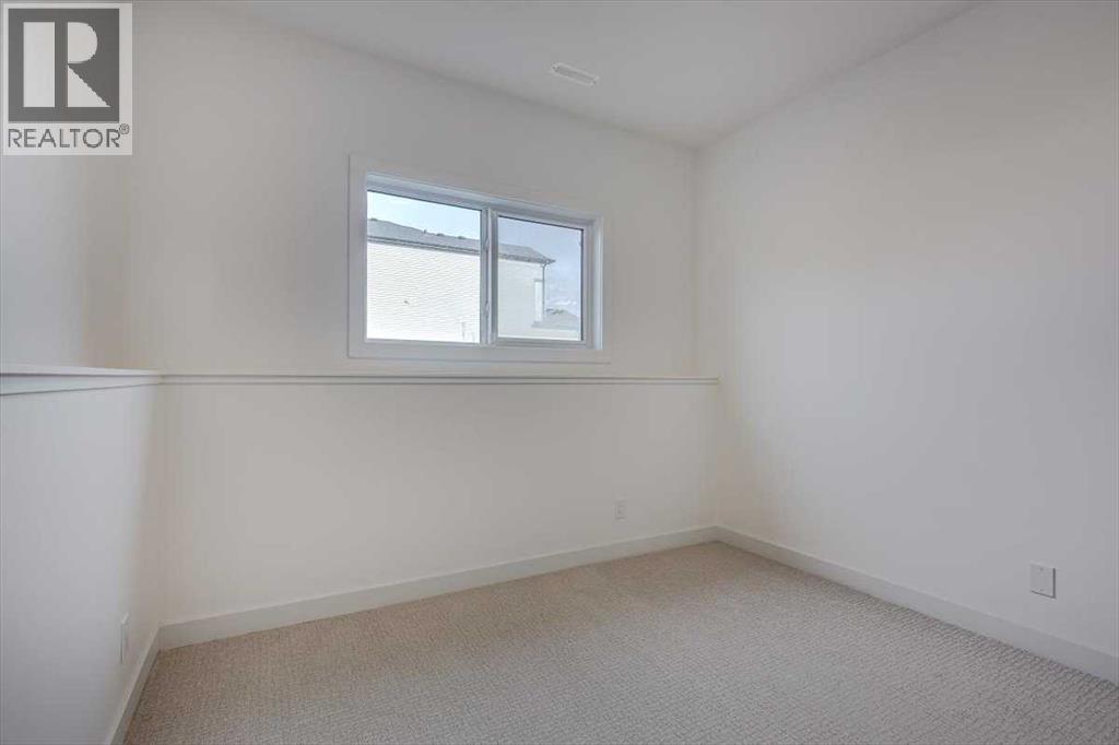 56 Emmett Crescent Property Photo 37
