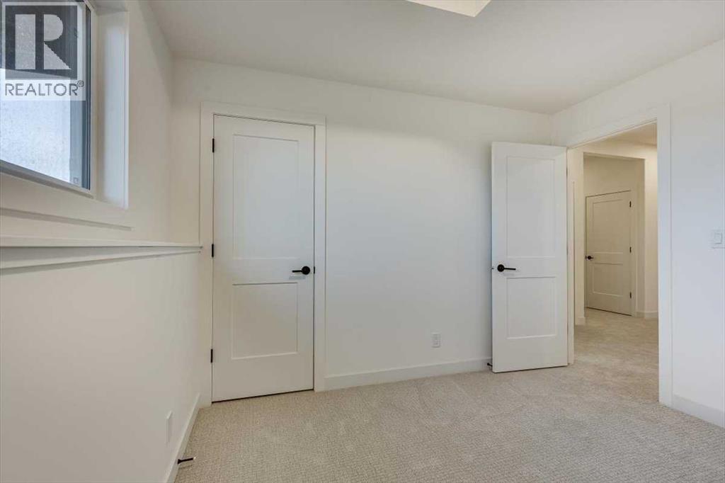 56 Emmett Crescent Property Photo 41
