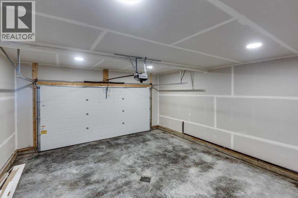 56 Emmett Crescent Property Photo 45
