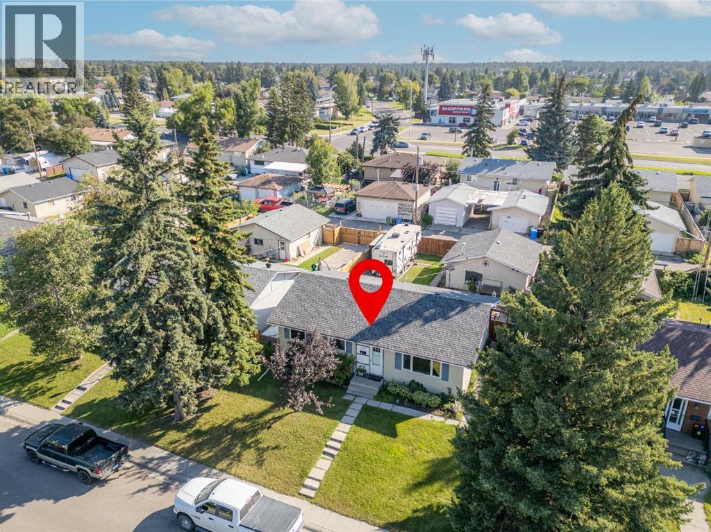 102 Marbrooke Circle Property Photo 1