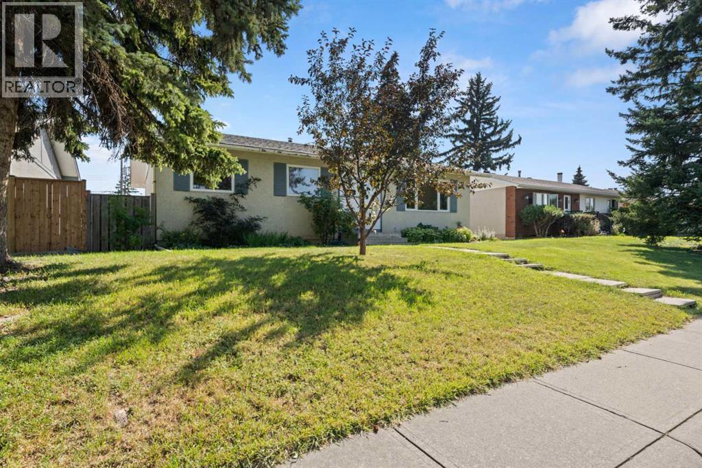 102 Marbrooke Circle Property Photo 2