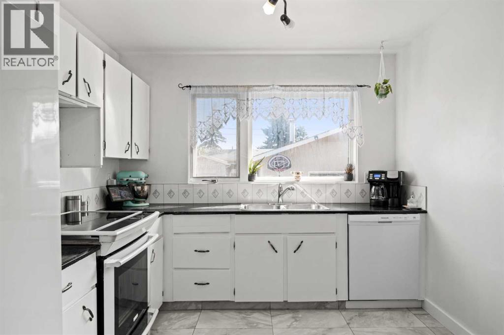 102 Marbrooke Circle Property Photo 7