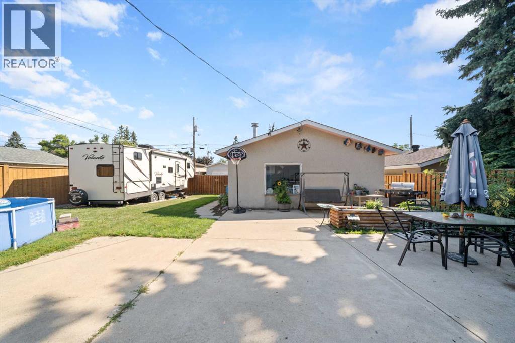 102 Marbrooke Circle Property Photo 17