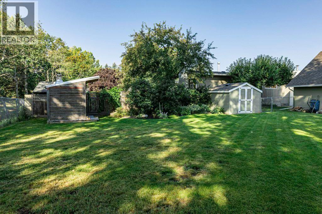 33 Fairway Drive Property Photo 11