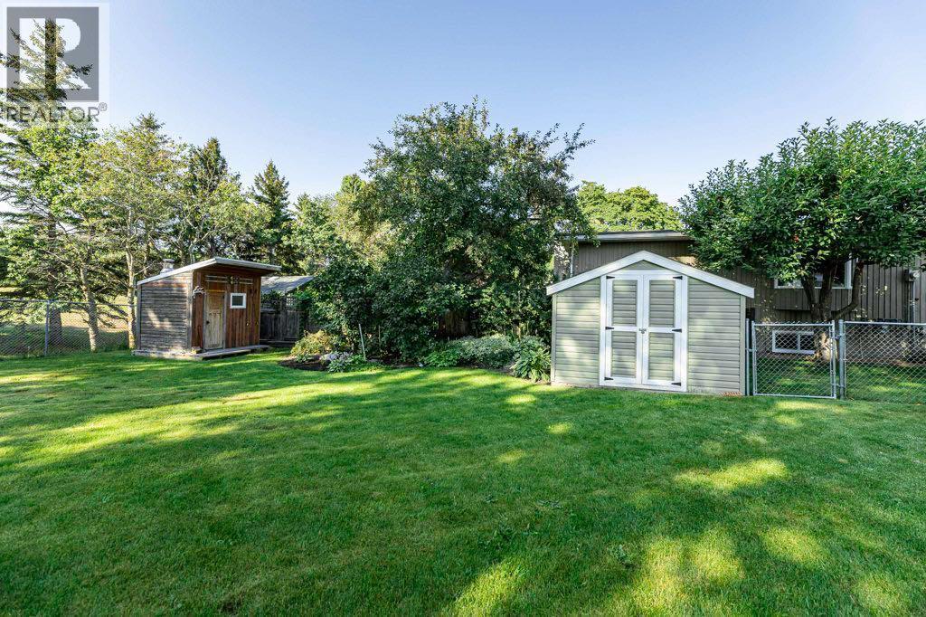 33 Fairway Drive Property Photo 14