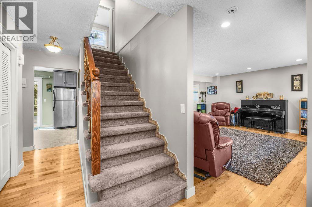 33 Fairway Drive Property Photo 17