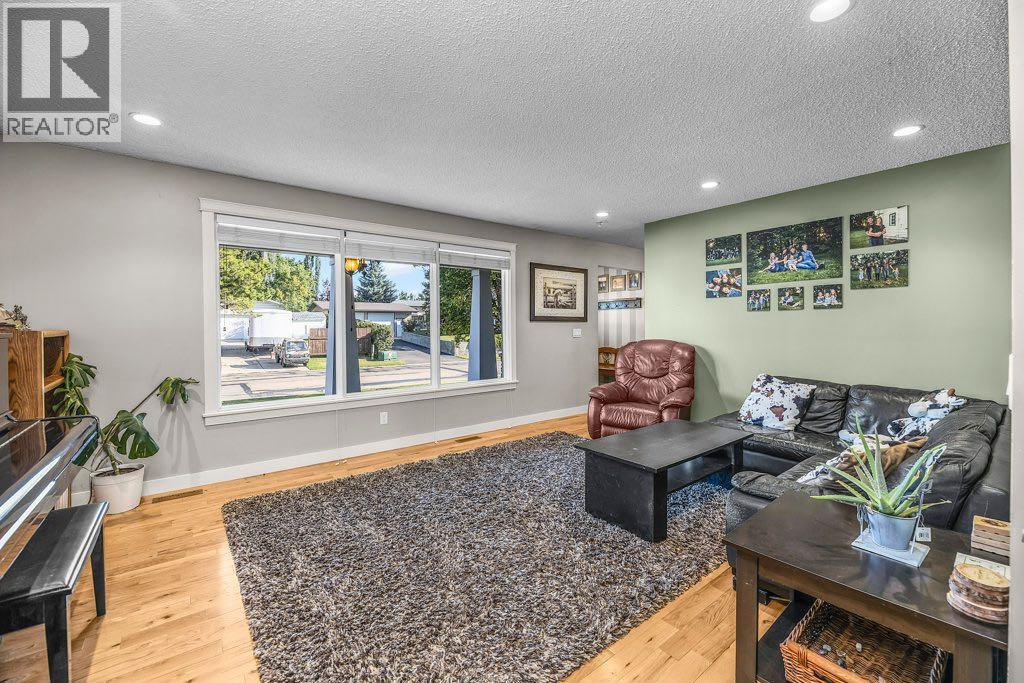 33 Fairway Drive Property Photo 19