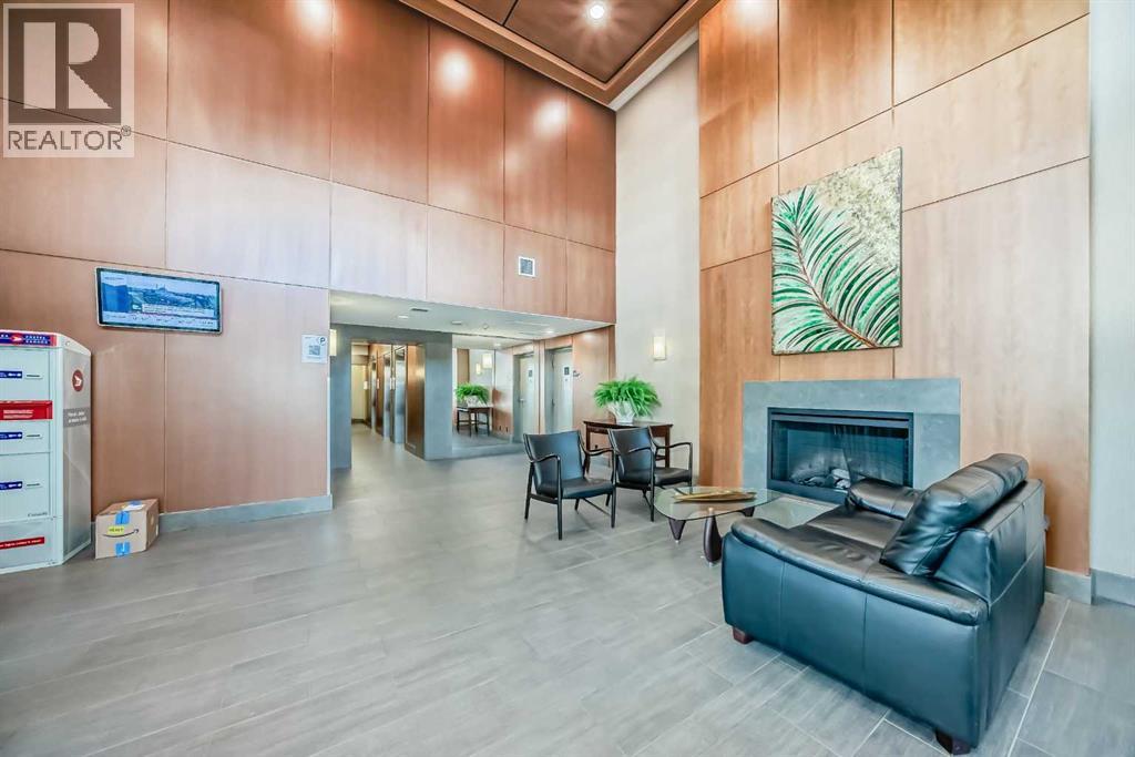 77 Spruce Place Property Photo 3