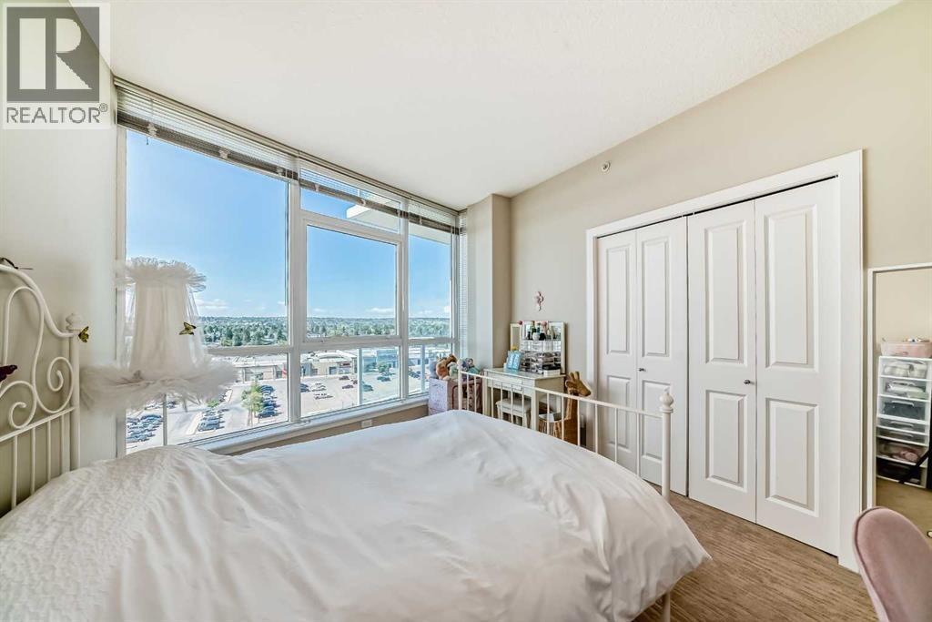 77 Spruce Place Property Photo 12