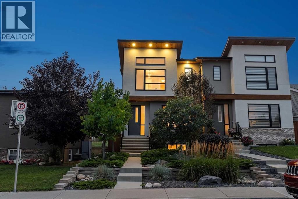 2629 32 Street Property Photo 1