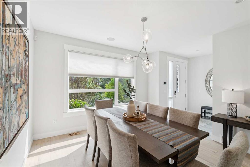 2629 32 Street Property Photo 5