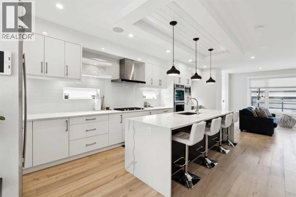 2629 32 Street Property Photo 7