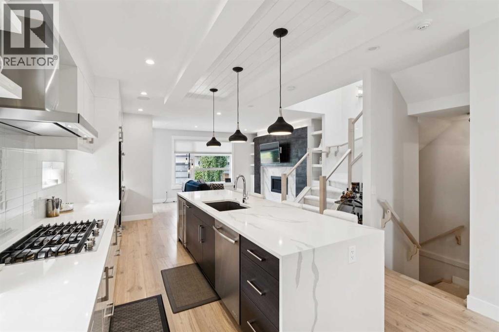 2629 32 Street Property Photo 11